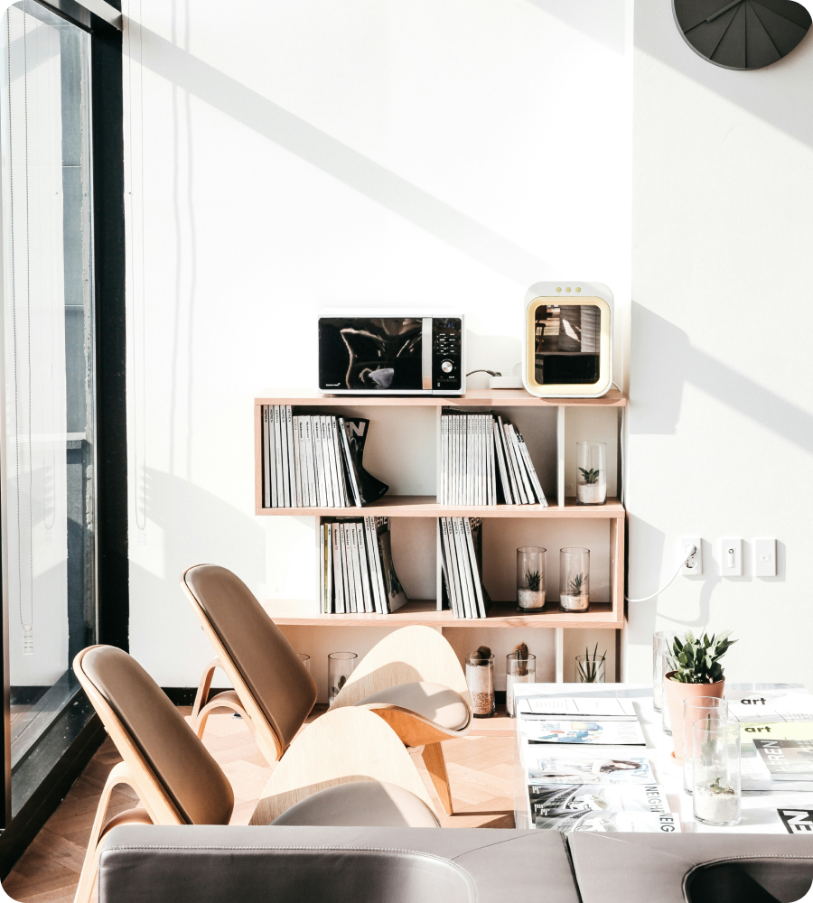 Furniture brand advertising with AdRoll